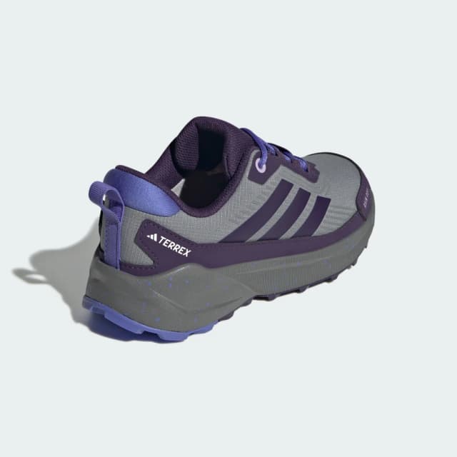 Detalle 2 de adidas Terrex Trailmaker 2 RAIN.RDY Hiking — zapatilla de senderismo impermeable gris