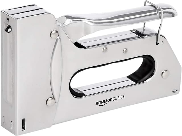 Detalle de Amazon Basics heavy duty stapler gun 1000