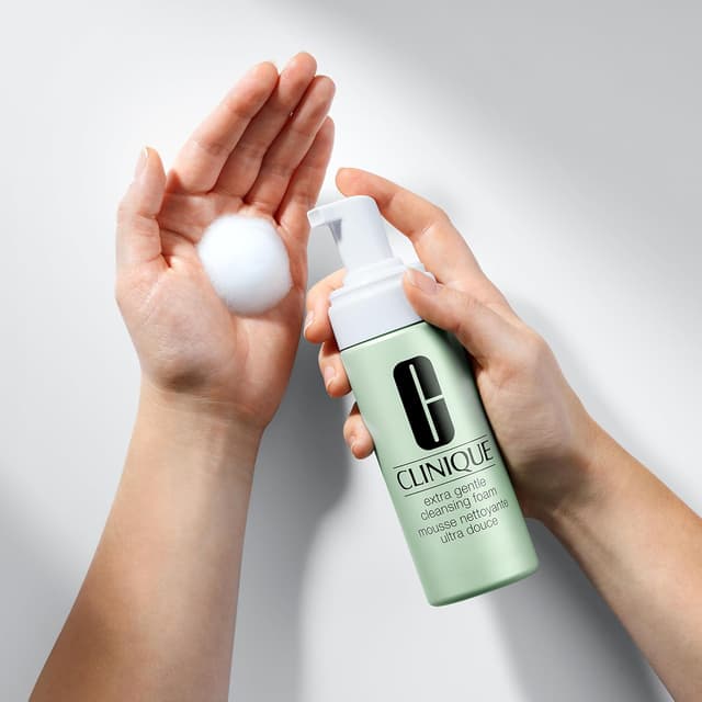 Detalle 2 de Clinique Extra Gentle Cleansing Foam 125ml
