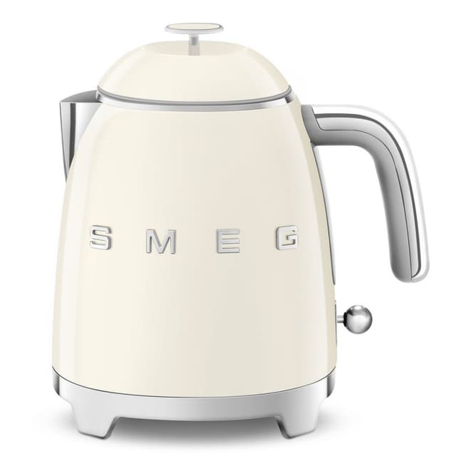 Detalle de Smeg KLF05 hervidor 0,8 L 1400 W