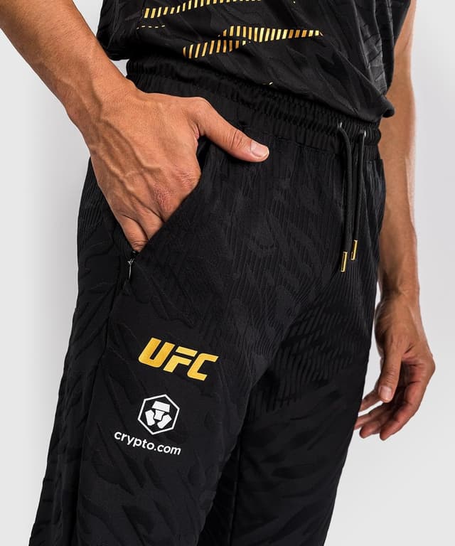Detalle 2 de Venum Men’s Authentic UFC Fusion Fight Night Walkout Pants
