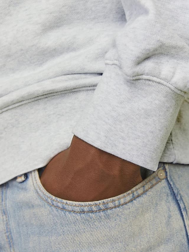 Detalle de JACK & JONES Jorportland Box felpa da uomo con collo a giro