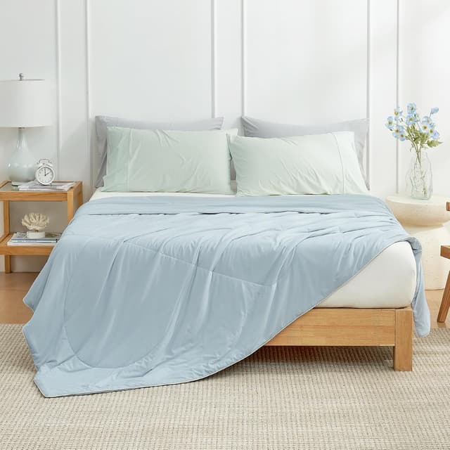 Detalle 2 de Cozy Bliss Cooling Comforter Queen Size