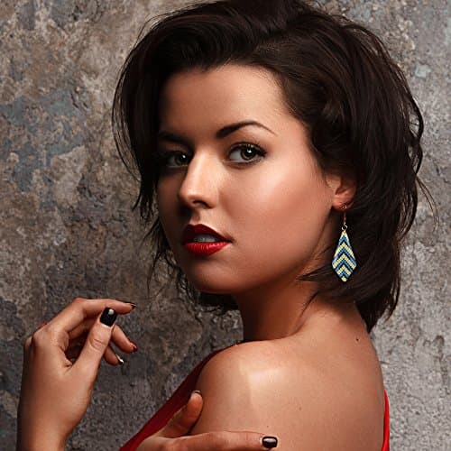 Detalle de Pendientes Colgantes Dragon Porter Estilo 14 “Cebra” geométrico (amarillo y azul)