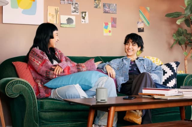 Detalle 2 de Sony SRS-XB100 Doppelpack (Grau) – kompakte IP67-Lautsprecher für unterwegs