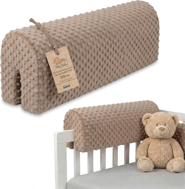 Detalle de Bettkantenschutz für Kinderbetten (50 cm) – Beige mit Minky-Bezug für sicheren Schutz am Bettrahmen
