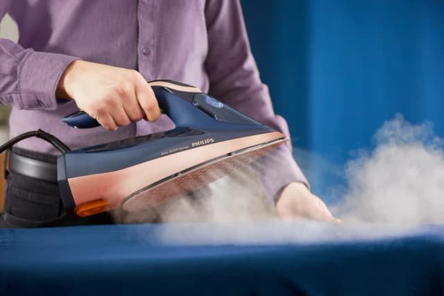 Thumbnail 5 de Philips Azur 8000 Series DST8050/20 Bügeleisen