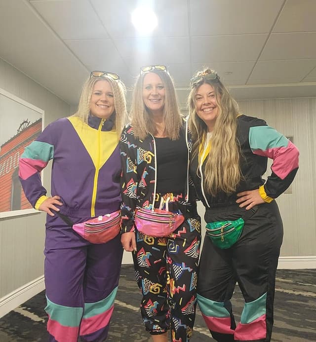 Detalle 2 de UOUA Color Block 2-Piece Tracksuit Set