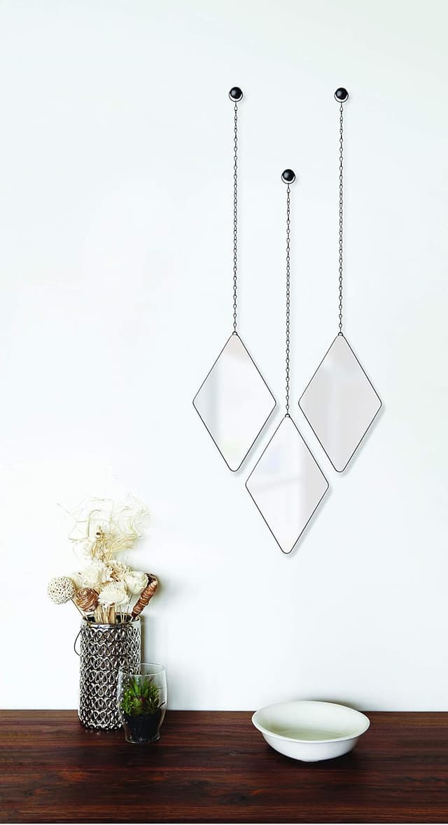 Thumbnail 6 de Umbra Dima Mirror – Lot de 3 miroirs losanges suspendus noir, avec chaîne