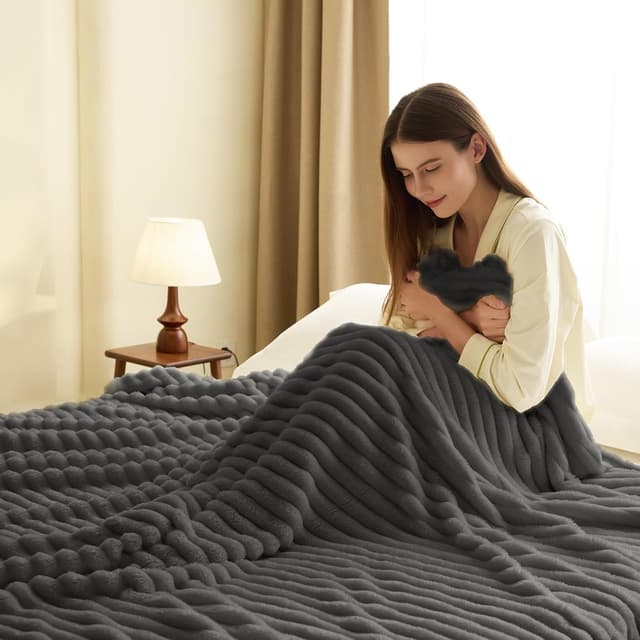 Detalle de WAVVE Kuscheldecke Flauschig (150x200 cm) in Grau – weiche Mikrofaserdecke als Sofa- & Tagesdecke