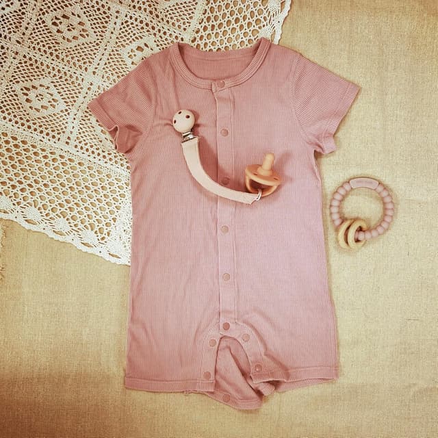 Detalle de meanus Schnullerkette im 2er-Set (Baumwollband & Silikonclip), BPA-frei – Powder Rose + Dusty Lilac