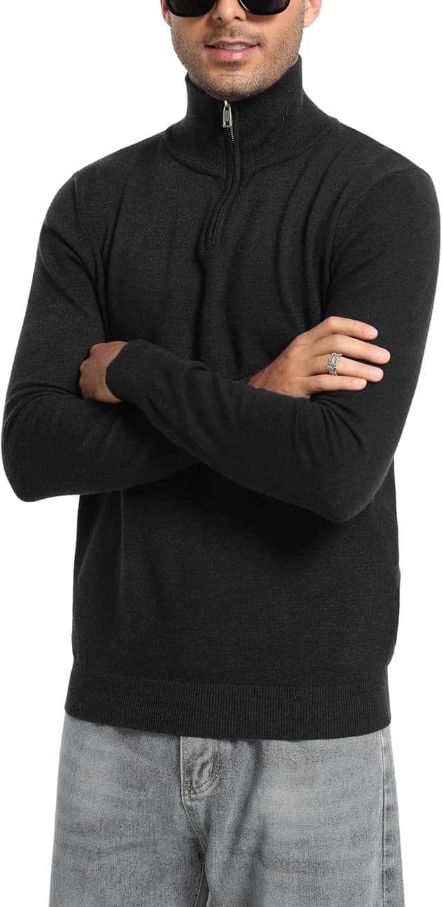 Detalle de Pull homme Yukiuiny col zippé effet haut roulé Noël flocon de neige