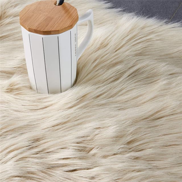 Detalle 2 de EasyJoy Ultra Soft Shaggy Area Rug 2 x 6 ft