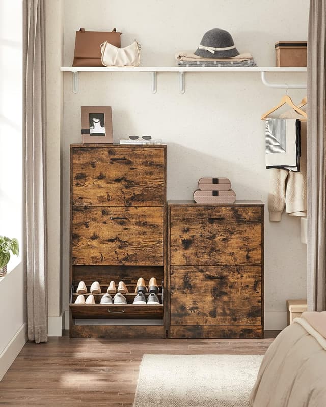 Detalle 2 de VASAGLE Scarpiera con 2 ribalte LBC02BX, scaffale portascarpe con divisori regolabili (8-12 paia), 24 x 60 x 83,5 cm