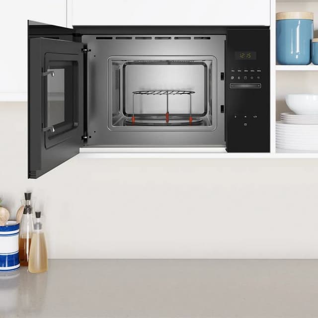 Thumbnail 1 de Balay 3CG5172N2 microondas 20 L 800 W Cristal Negro