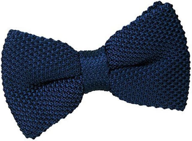 Detalle de DQT men’s knitted bow tie (pre-tied) – adjustable hook and eye strap
