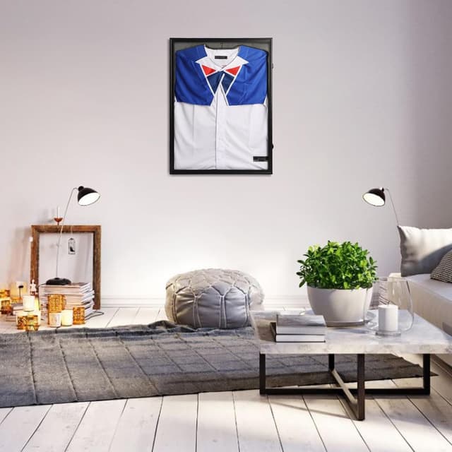 Detalle de IHEIPYE Jersey Frame Display Case (Black, Lockable, Large) with UV-Protective Acrylic and Hangers