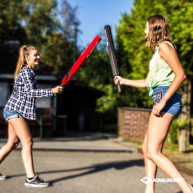 Detalle 1 de Schildkröt Funsports – Set 2 épées souples en mousse Katana, 80 cm (Ø 6 cm) + sac filet