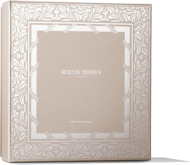 Detalle 2 de Molton Brown Delicious Rhubarb & Rose Hand Care Collection (Fine Liquid Hand Wash & Lotion) – 2 x 300 ml gift set