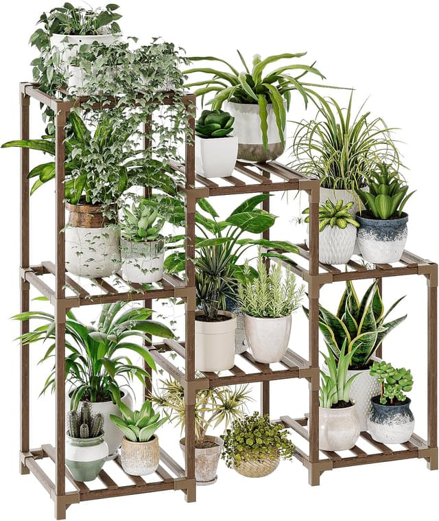Detalle de Plant stand for multiple pots with 3 tiers