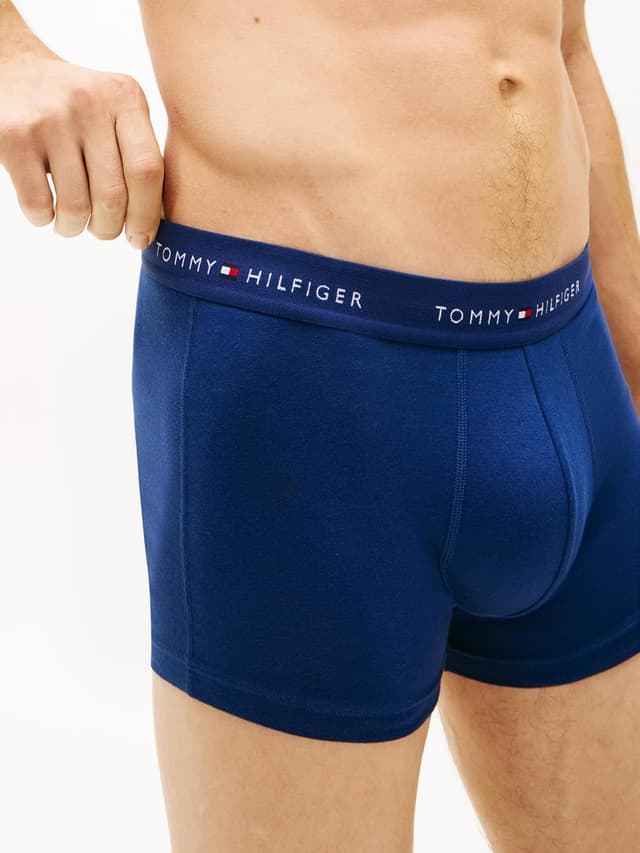 Detalle de Tommy Hilfiger Les Essentiels – Lot de 3 trunks extensibles en coton (bleu profond / lapis bleu / blanc)