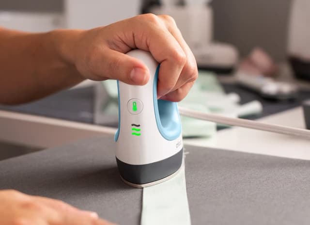 Thumbnail 1 de Cricut EasyPress Mini Zen Blue