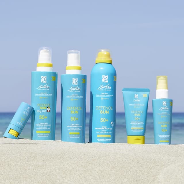 Detalle de BioNike Defence Sun Solare SPF 50+ Lait fluide 200 ml