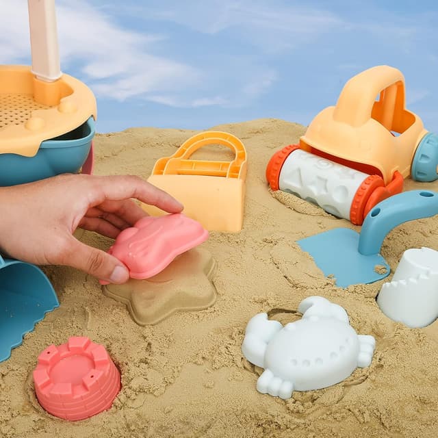 Detalle 2 de Sanlebi Sandspielzeug-Set (14-teilig) mit Eimer, Sandformen und Netzbeutel für den Sandkasten