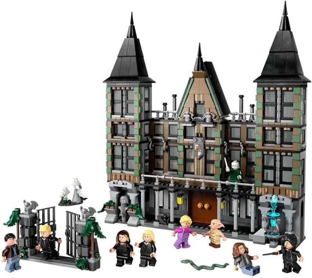Detalle 2 de LEGO Harry Potter 76453 Landsitz der Familie Malfoy – Sammel- und Fantasy-Bauspielzeug mit 9 Minifiguren