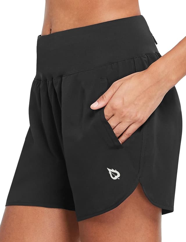 Detalle 2 de baleaf Women's 5" Workout Shorts