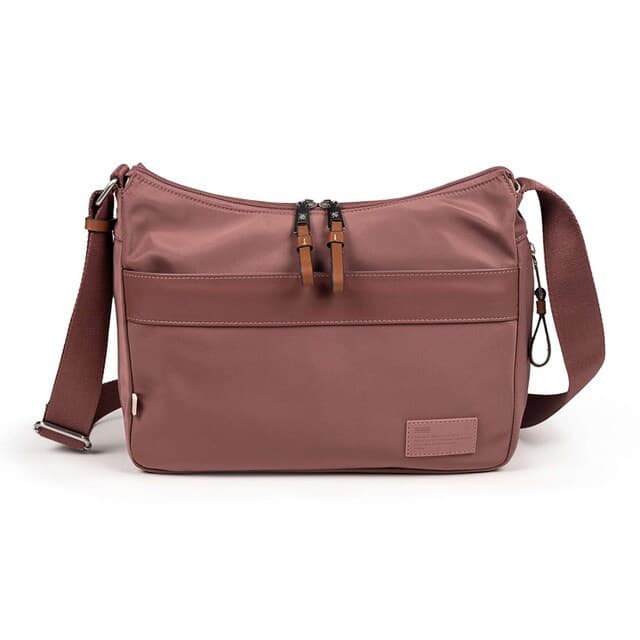 Detalle de Munich Xplore Medium Bolso Unisex 🧳 Dusty FW24