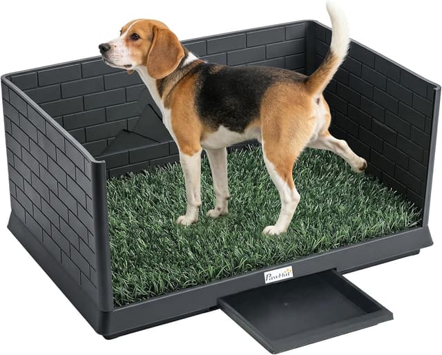 Detalle de PawHut Toilette pour chien avec gazon artificiel, parois hautes et plateau coulissant (75x51x36,5 cm) – Noir