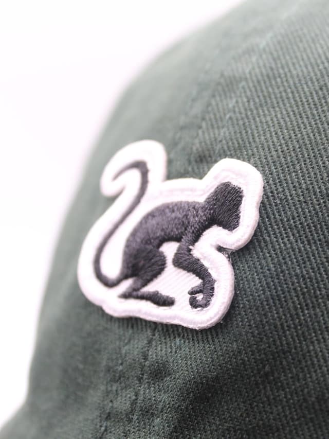 Detalle de Surf Monkey Berretto Baseball Classic in cotone biologico con chiusura a pinza