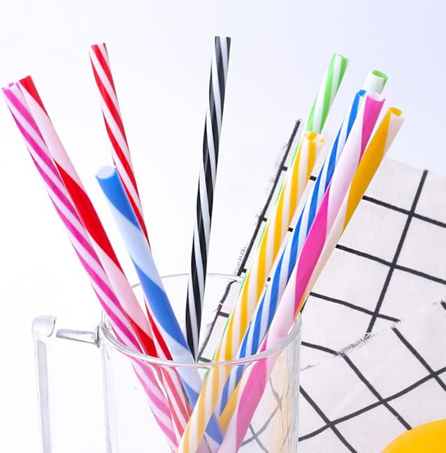 Detalle 2 de 24 Bunte Trinkhalme aus PP-Hartplastik mit Reinigungsbürsten – waschbar, wiederverwendbar (ca. 9 Zoll)