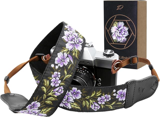 Detalle de Cowhide camera strap 2 inch wide purple flower