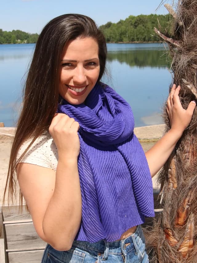 Thumbnail 1 de styleBREAKER Sciarpa donna 96x192 cm plissettata