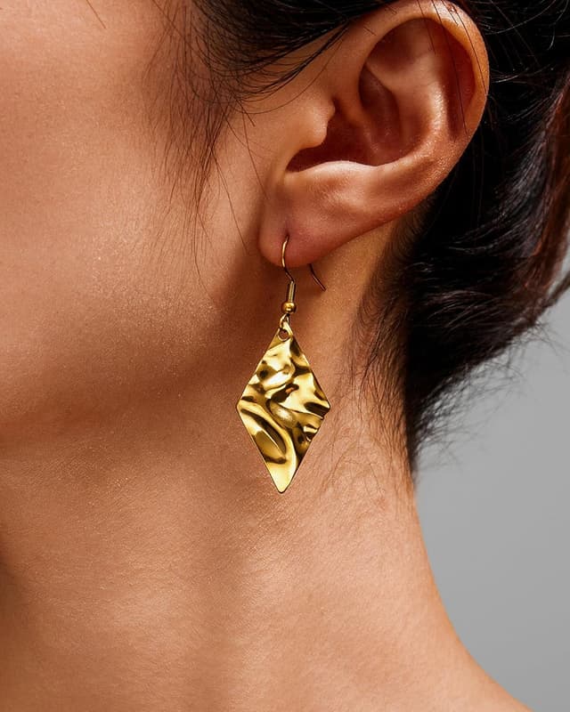 Detalle de Boucles d'oreilles pendantes plaqué or 18K hypoallergéniques