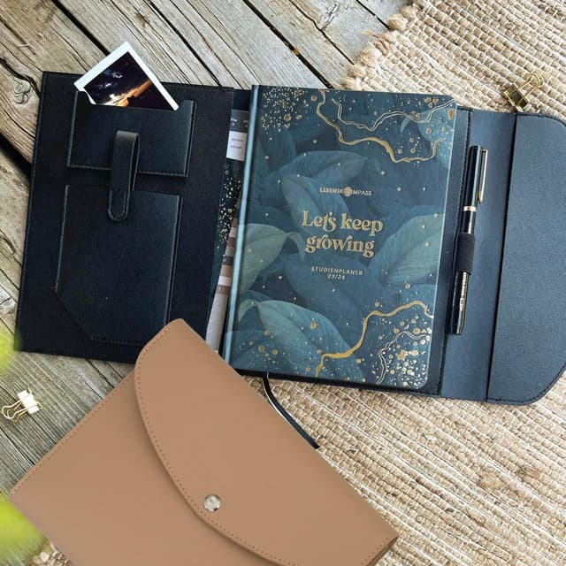 Thumbnail 2 de Lebenskompass Buchhülle A5 aus veganem Leder