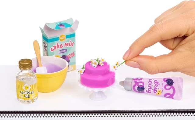 Detalle 2 de MGA Miniverse Make It Mini Serie 2