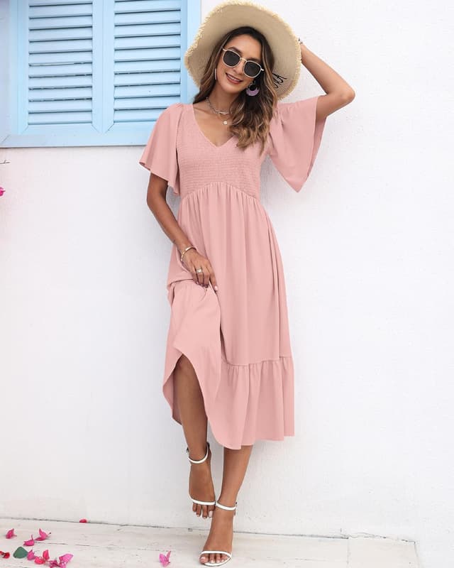 Detalle de AUSELILY Women’s Summer Empire Waist Smocked Flutter V-Neck Midi Dress