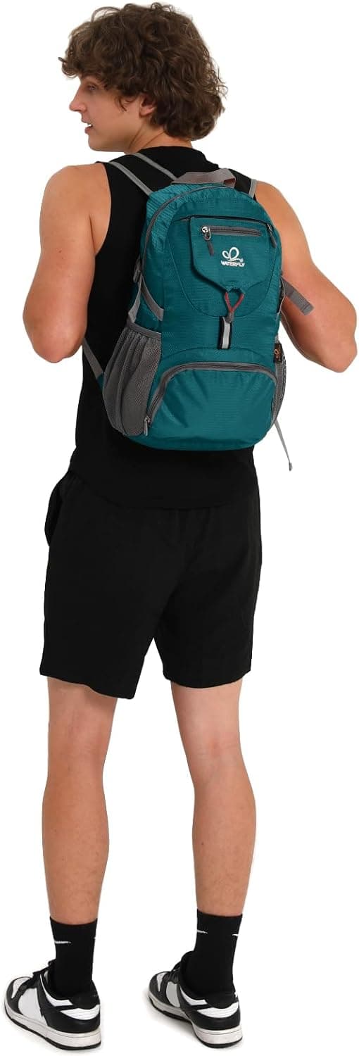 Detalle 2 de Waterfly Ultra Lightweight Foldable Backpack 20L