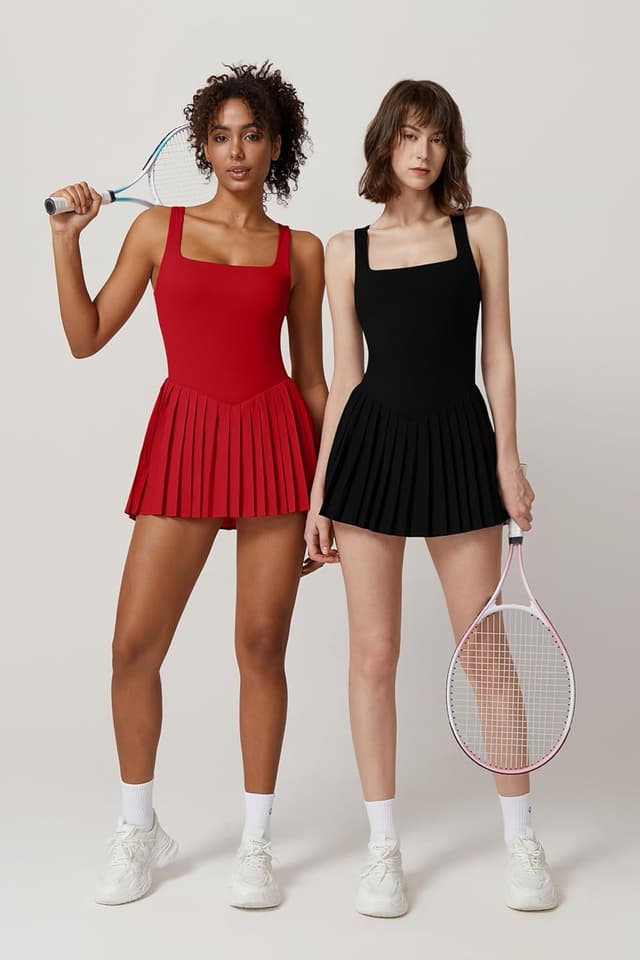 Detalle de QINSEN Women’s Square Neck Tennis Dress with Built-In Shorts and Pockets