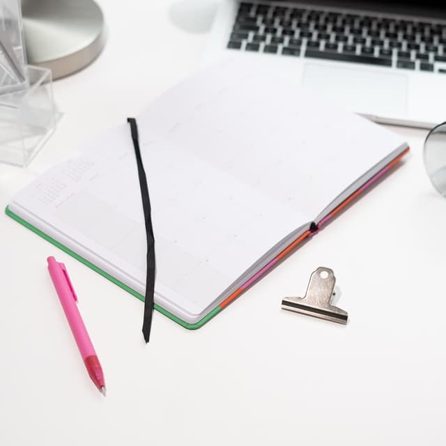 Detalle 2 de Grupo Erik Agenda 2026 Semana Vista Vertical A5