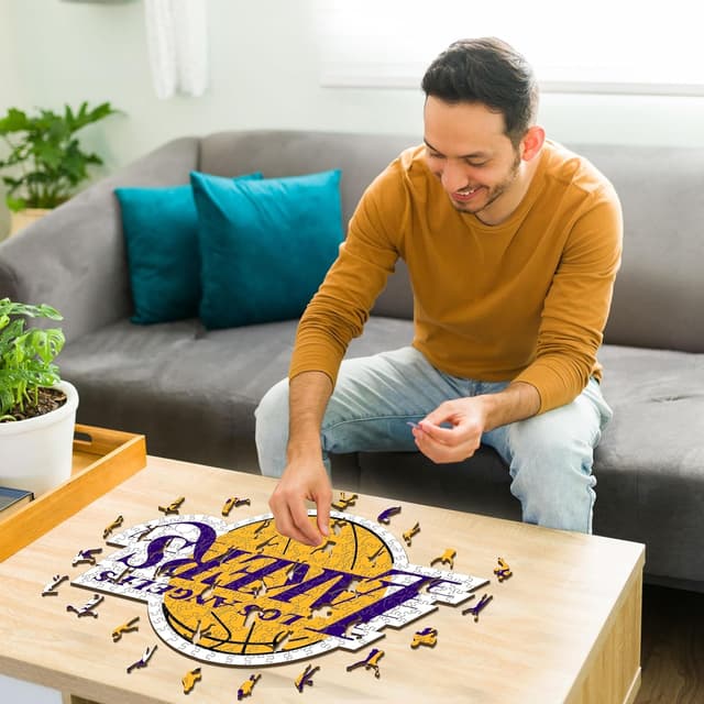 Detalle de Iconic Puzzles Los Angeles Lakers (Logo) – Puzzle en bois sous licence officielle NBA, 500 pièces, taille L