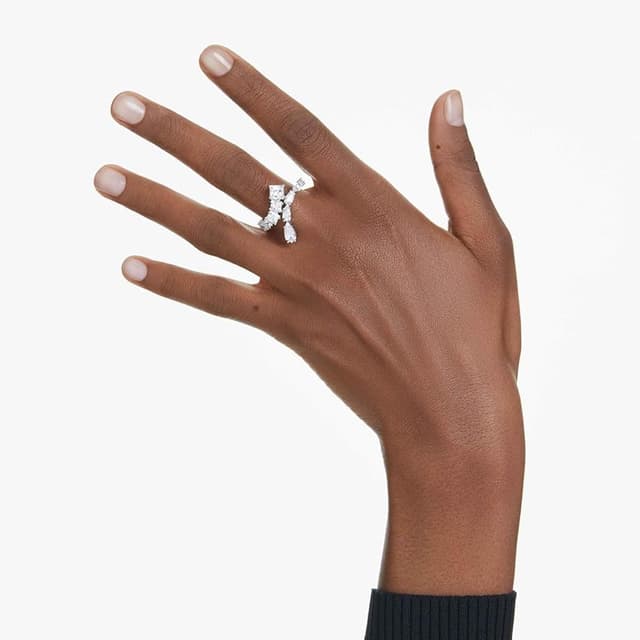 Detalle 1 de Swarovski Matrix anillo blanco talla mixta zirconias