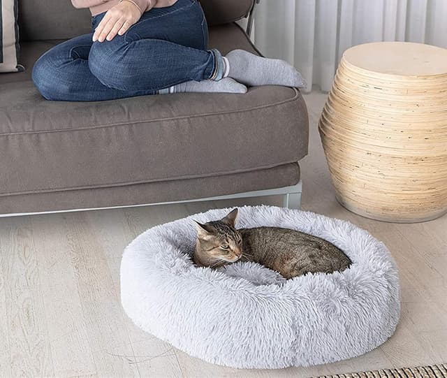 Detalle de Plush Donut Dog Bed 60cm grey