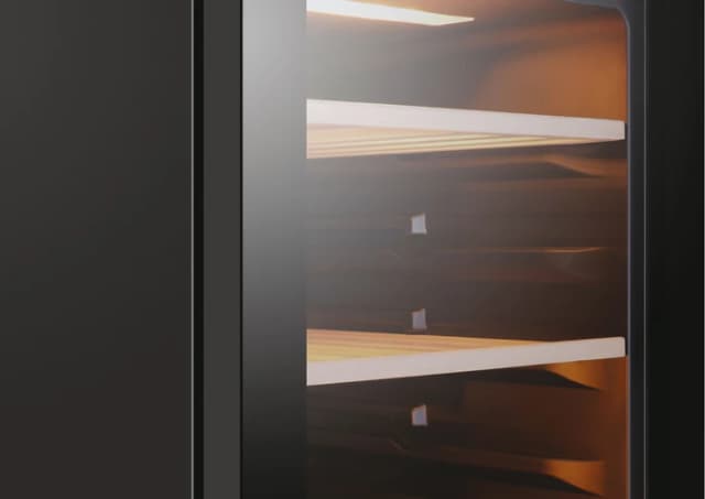 Detalle 2 de Haier HWS79GDG Weinkühlschrank mit 5 Regalen 🍷