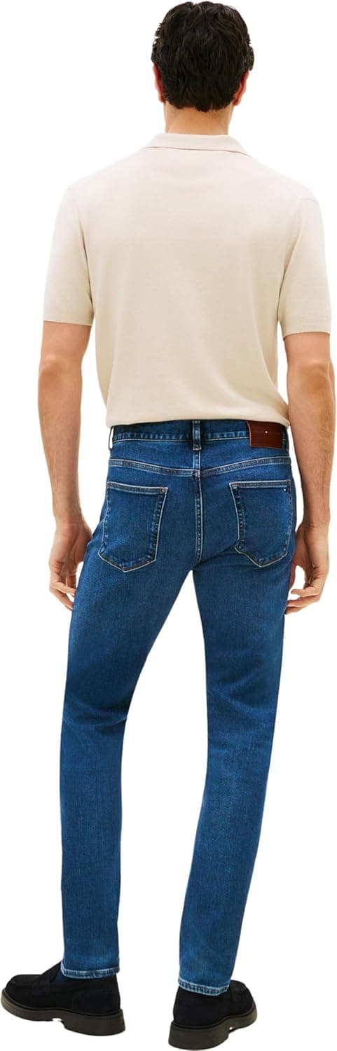 Detalle 2 de Tommy Hilfiger Men’s Slim trousers — an original, sustainably produced style