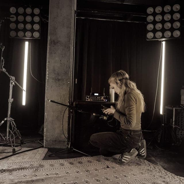 Thumbnail 6 de Shure BETA 52A Kick Drum Microphone (Supercardioid Dynamic) with Locking Stand Adapter