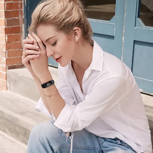 Detalle 2 de SHIJZWD Elastic Braided Straps for Fitbit Charge 5/6 – Breathable Adjustable Nylon Loop Replacement Bands